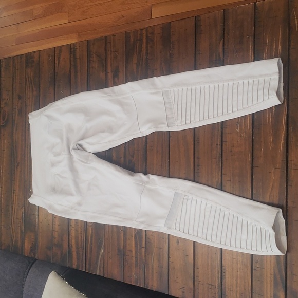 Alo moto leggings - Picture 7 of 8